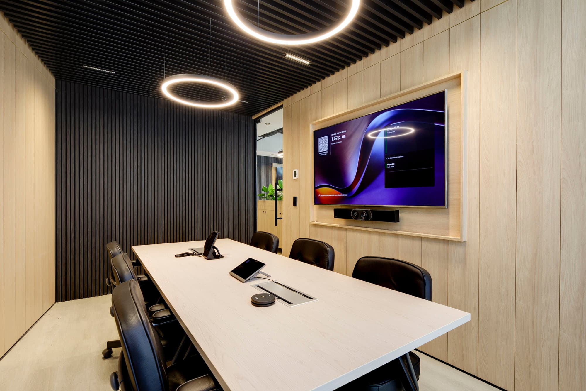 Oficinas Golden Oak — detalle 3