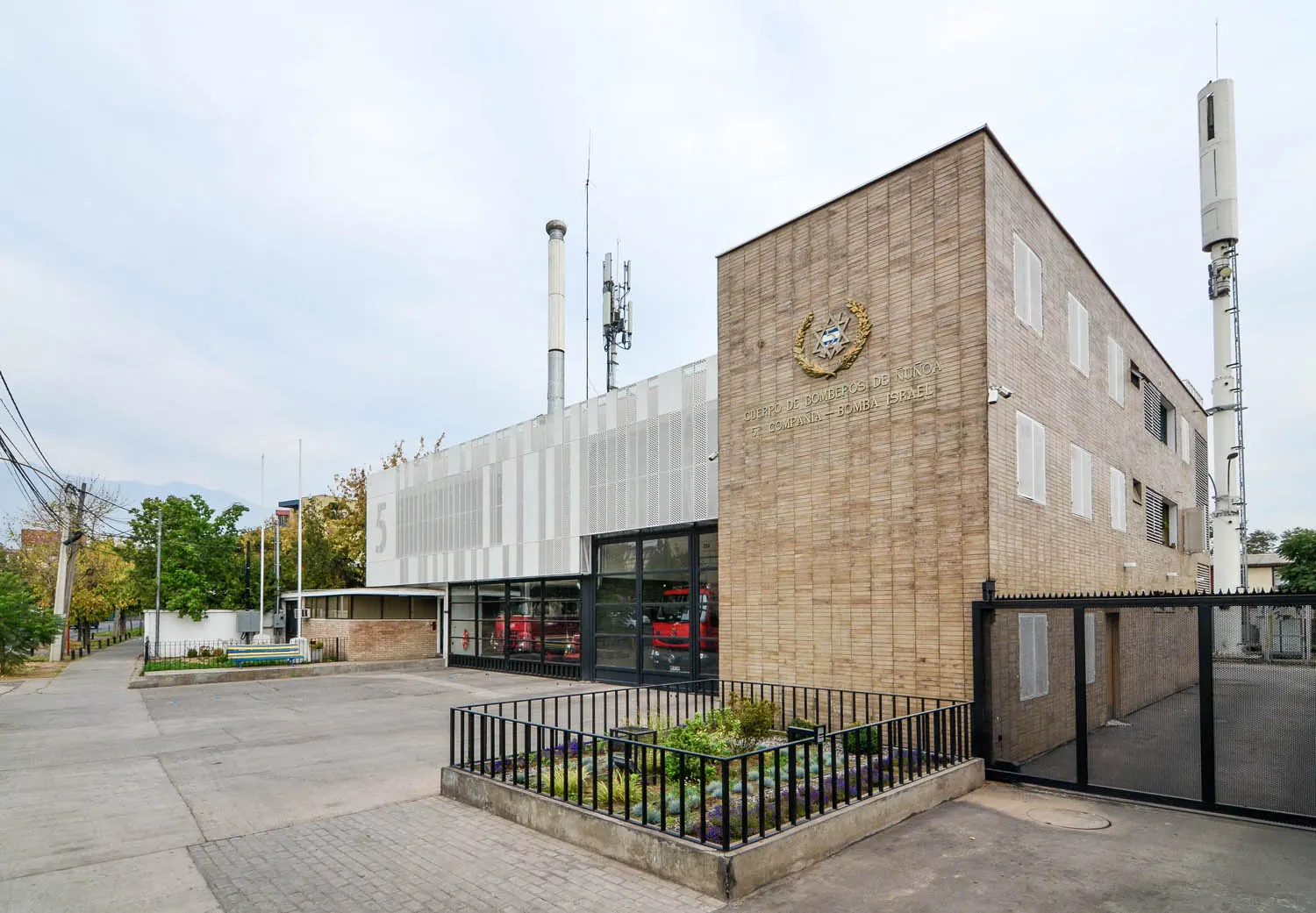 5th Company Fire Station of Ñuñoa — Public Facilities, Ñuñoa, Santiago, Chile