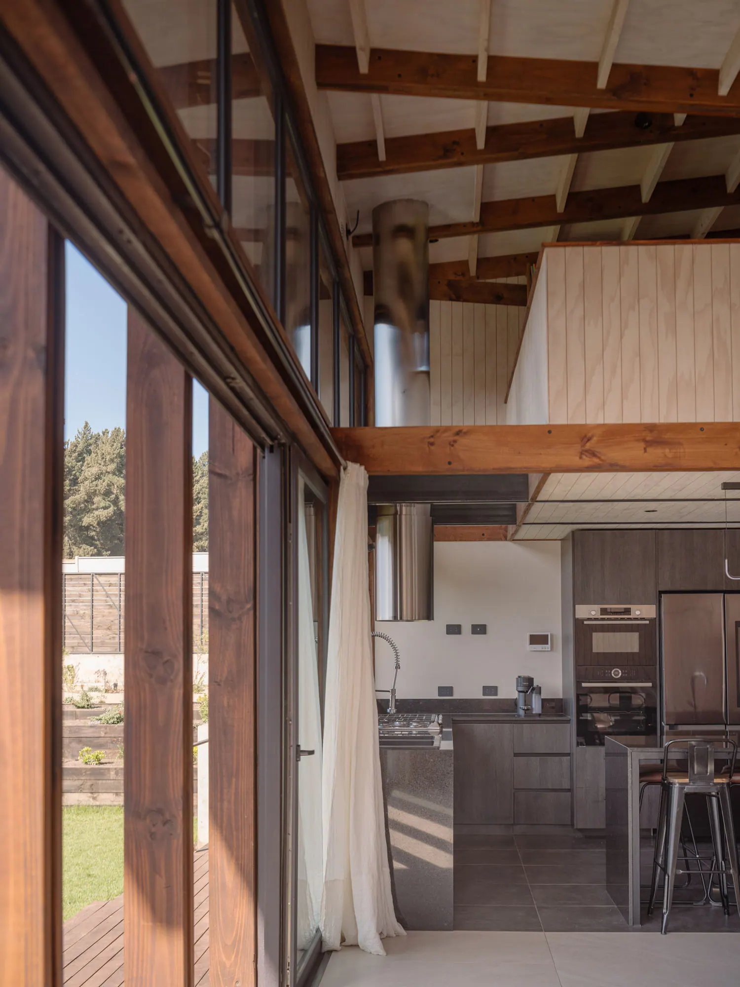 Los Pinos House — detalle 2