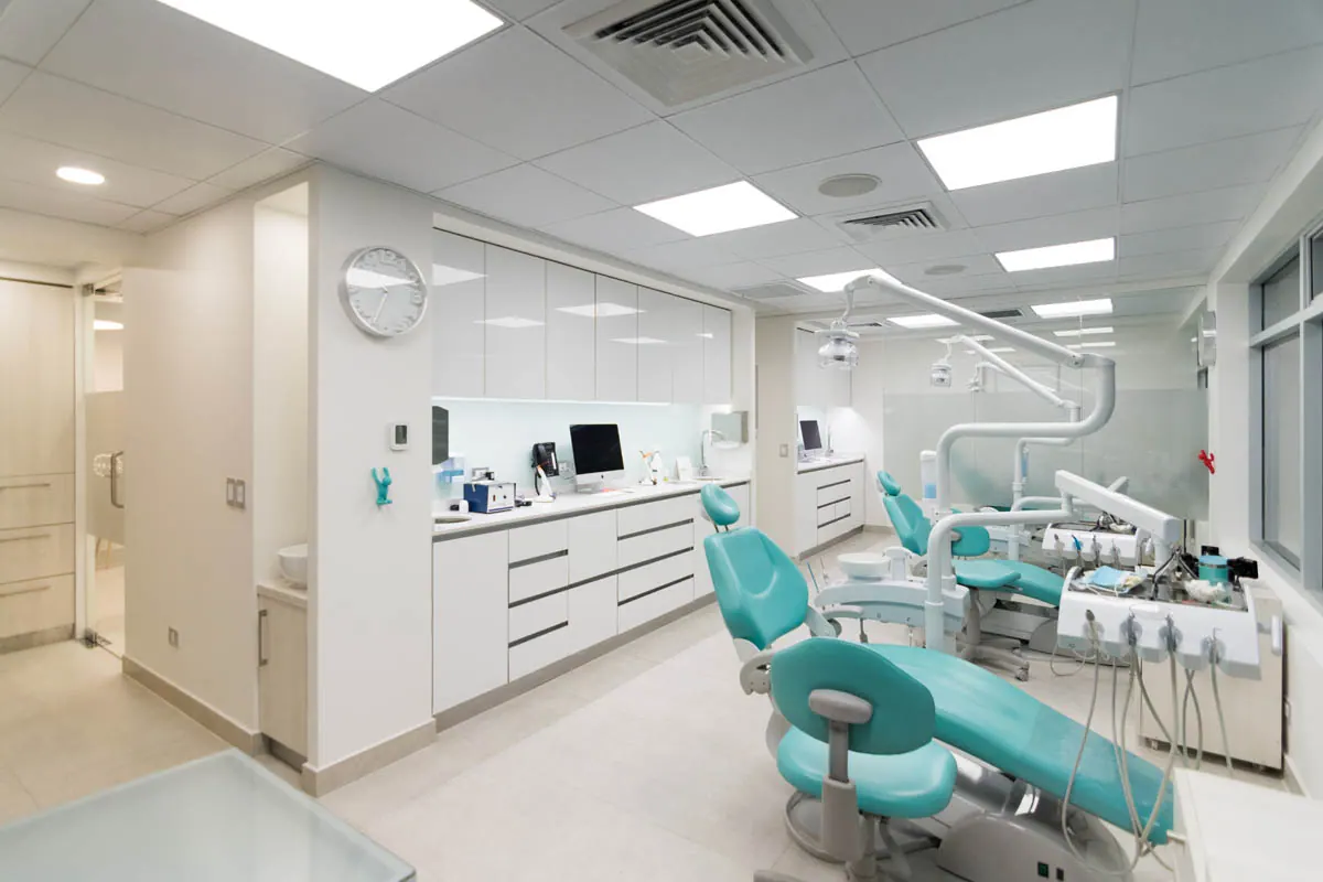 Bioestetica Orthodontics Clinic — detalle 2