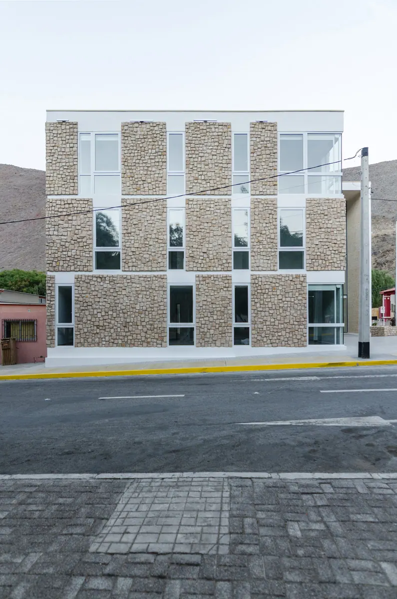 Alto del Carmen City Hall — detalle 2