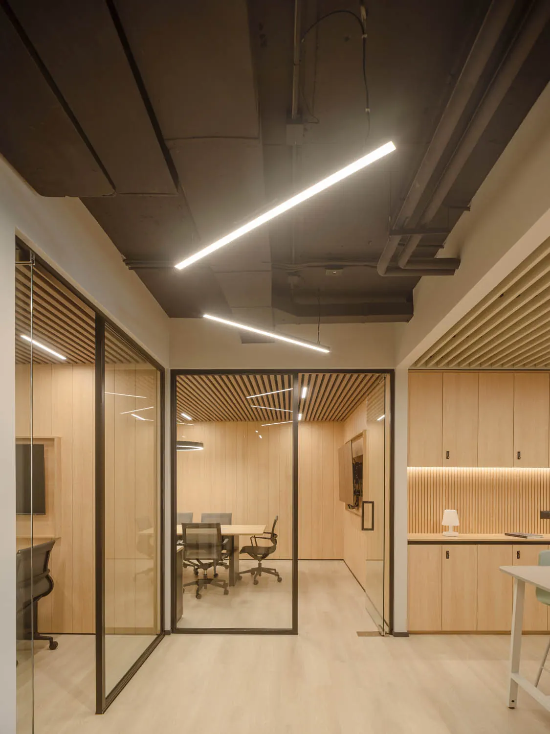 Transtel Nayax Offices — detalle 2