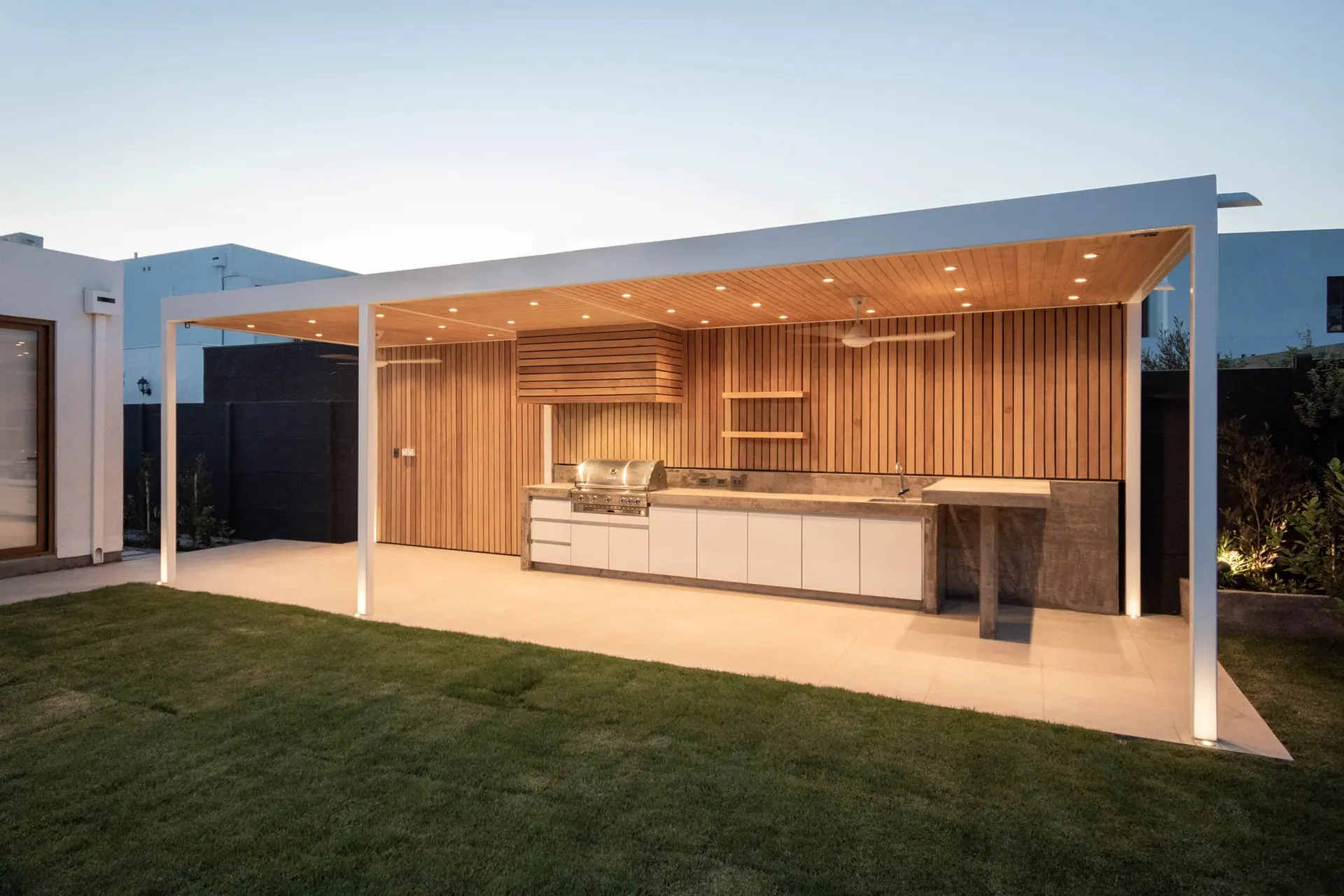 Quillayes II House Quincho — detalle 2