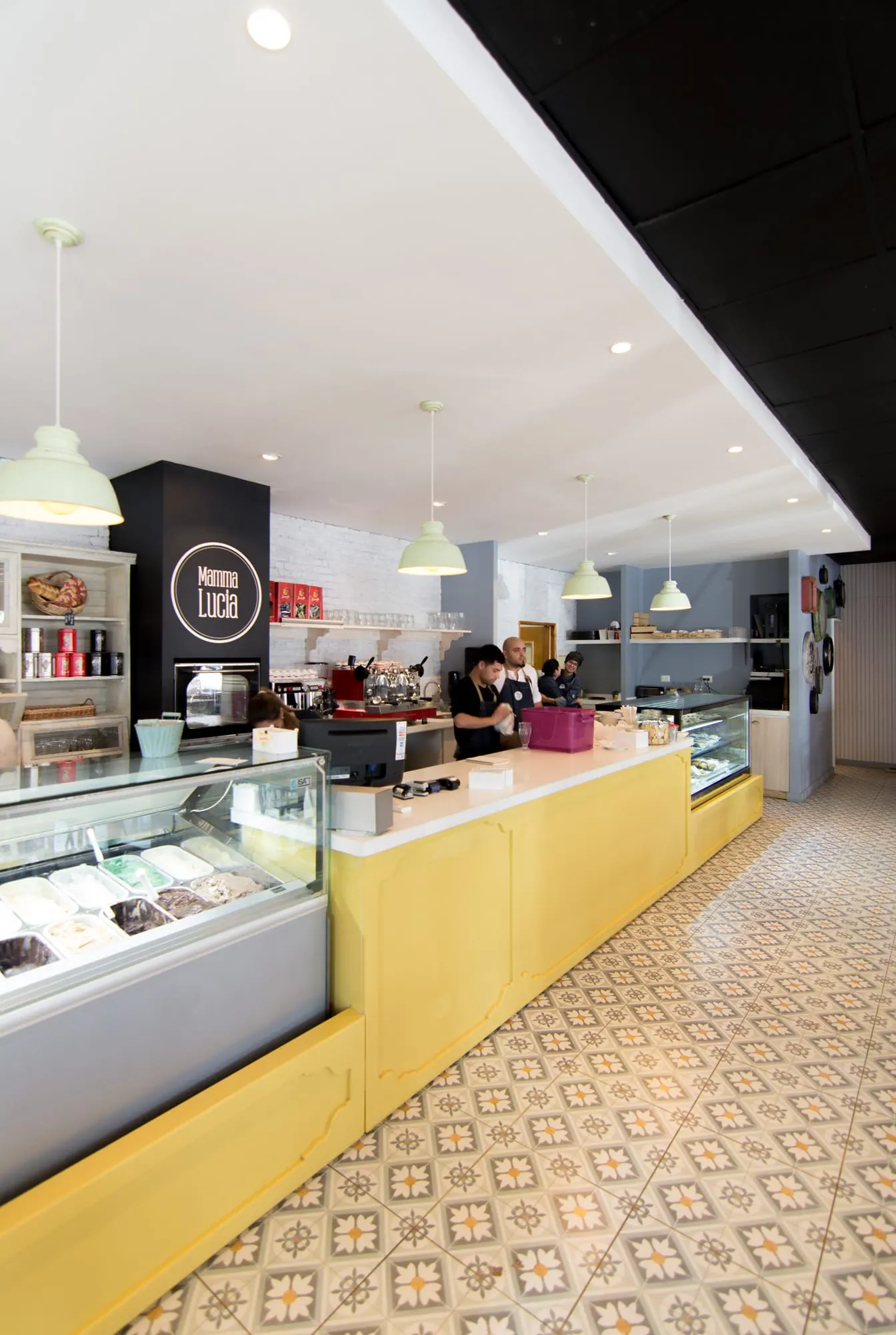 Mamma Lucia Restaurant — detalle 2